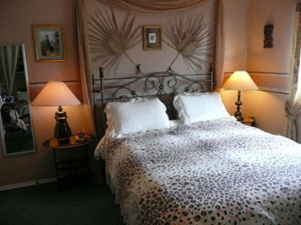 Hemingway'S By The Sea Bed & Breakfast Esquimalt Ngoại thất bức ảnh