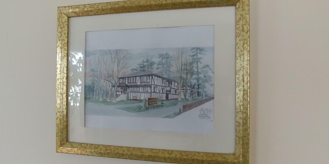 Hemingway'S By The Sea Bed & Breakfast Esquimalt Ngoại thất bức ảnh
